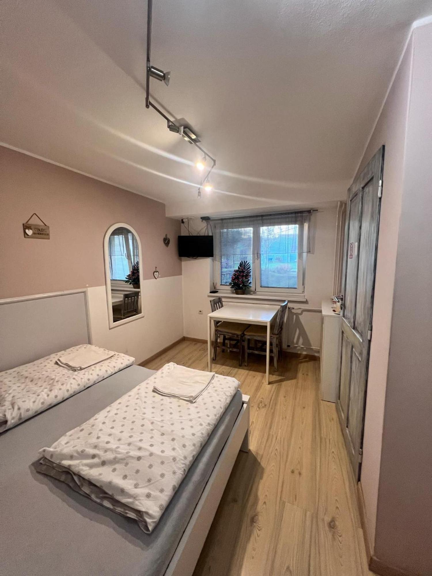 Ubytovani Na Hrazi 91 Znojmo Bagian luar foto